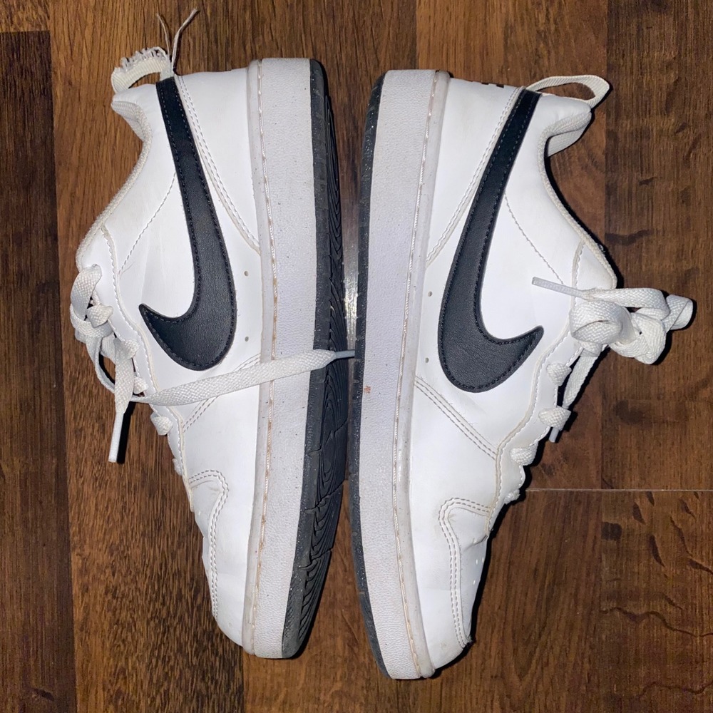 Nike Court Borough‎ Low 2 White Black Sneakers Youth Size 6.5Y Style DV5456-104 - Picture 4 of 11